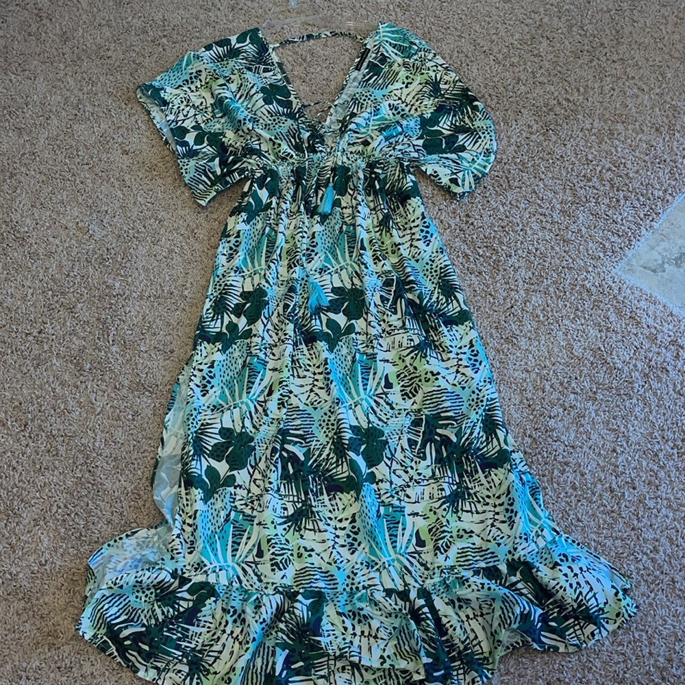 Women’s dress/coverup